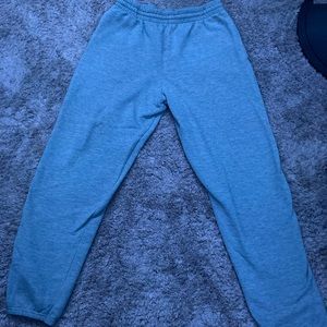 men’s gray sweatpants